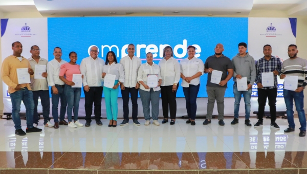 PROMIPYME lanza el programa "Emprende Pedernales" con una cartera de créditos RD$150 millones